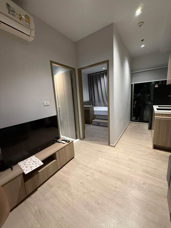 For rent: ALTITUDE UNICORN Sathon - Tha Phra, beautiful room, very good view.