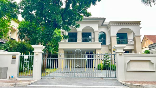 Single house for sale, Pruekpirom Regent Kaset-Nawamin, 186.8 sq m, house number 88, completely renovated, Luxury level from Q Houses.