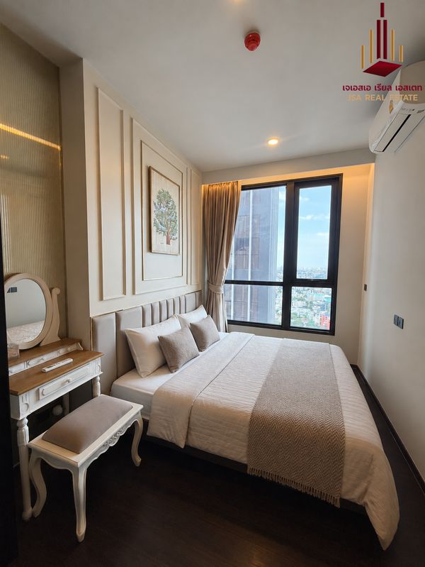 ✨ For Sale: Park Origin Thonglor Condo ✨💰 Only 14,000,000 THB