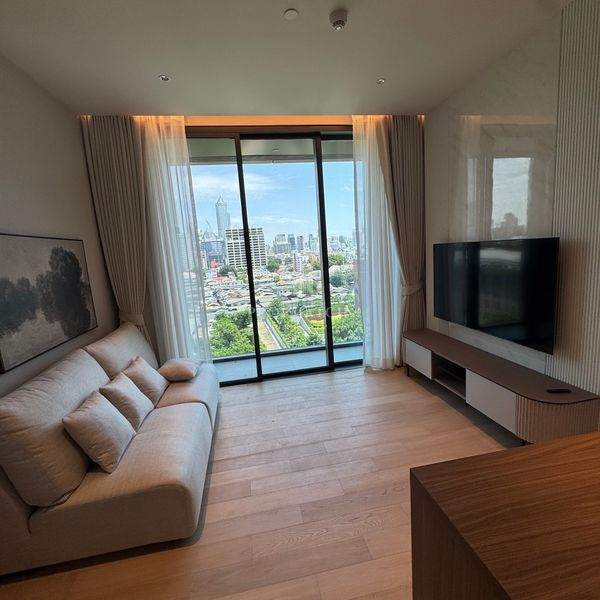 ✨Flash Deal ✨One Bangkok Residence 187 (1Bed 1Bath 52SQM.) ready to move in! Only 120,000 baht per month Tel.0981315848 @propmatch
