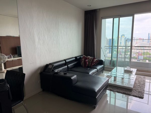 🏠✨ Circle Condominium | 2 bedroom condo for sale (HBH-ST-365)