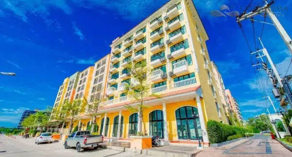 ขายคอนโดพร้อมผู้เช่า สไตล์มินิมอล Venetian Signature Condo Resort Pattaya