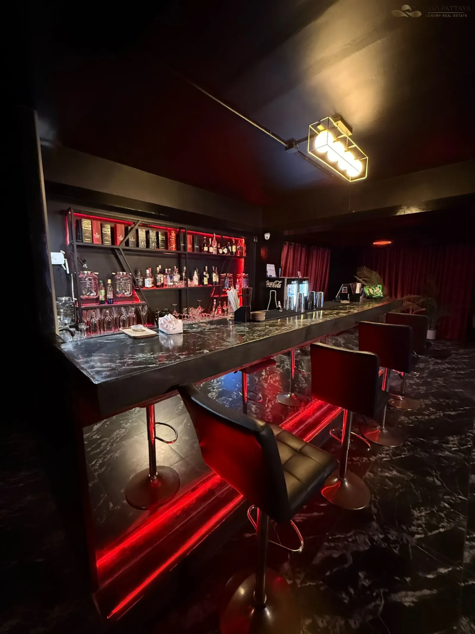 Bar & Cannabis Shop Business for Takeover – Soi Tukcom, South Pattaya