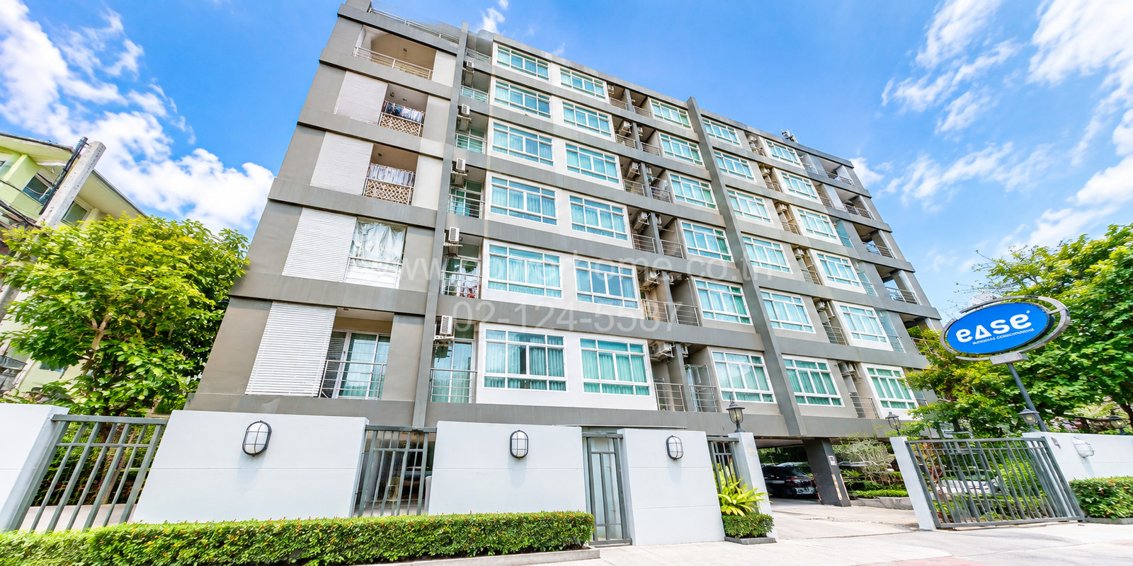 8-storey condominium, Condo Ace Ratchada 32, good location near Chandrakasem Rajabhat University.