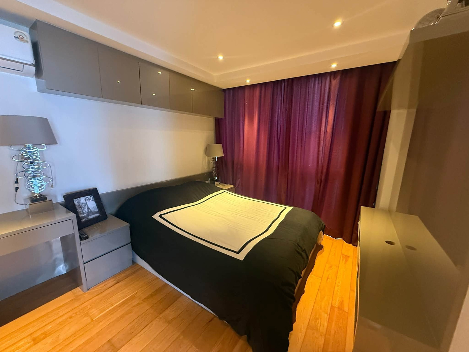 Condo for rent: Downtown Forty Nine (Phrom Phong) Pets allowed MK-02 line @livingbkk Condo for rent: Downtown Forty Nine (Phrom Phong) Pets allowed MK-02 line @livingbkk