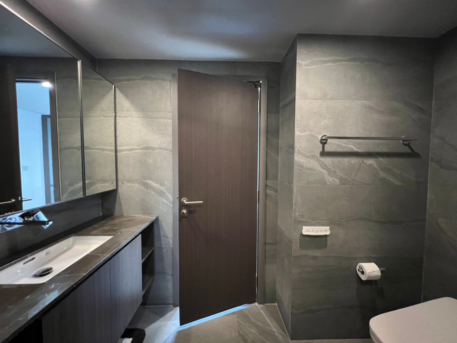 Conner Ratchathewi for rent, Loft, corner room, high floor (18th Floor) – รูปที่ 4