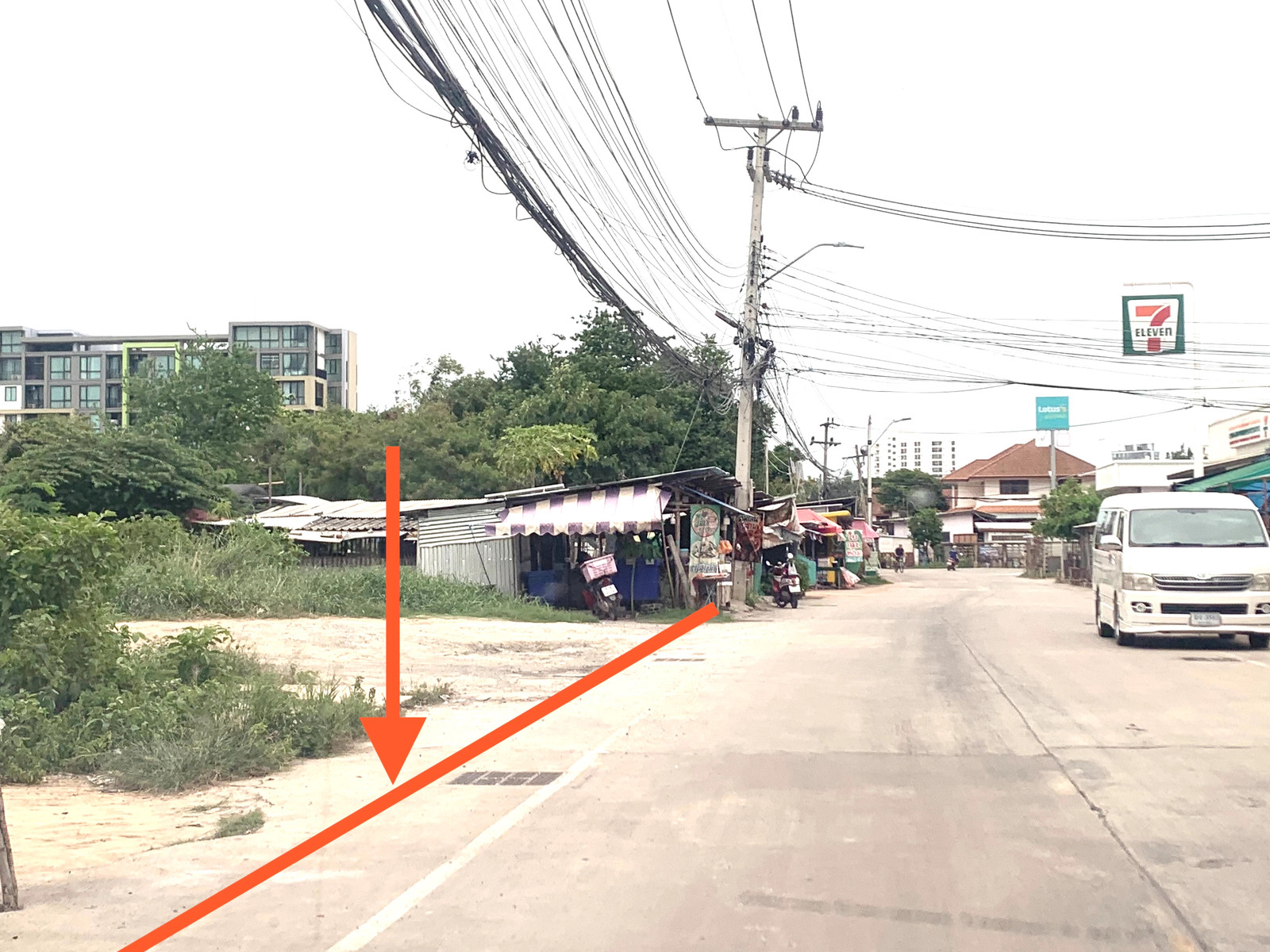 ขายที่ดินในเมืองโคราช ที่ดิน 2ไร่ 2งาน ด้านข้างติดทางสาธารณะ มิตรภาพซอย4 ใกล้เดอะมอลล์โคราช ที่ดินหน้ากว้าง 26.5เมตร ลึก 150เมตร ห่างถนนมิตรภาพ 200เมตร ตรงข้ามที่ดินเป็นเซเว่น,โลตัล เหมาะพัฒนาเป็น โรงแรม,คอนโด