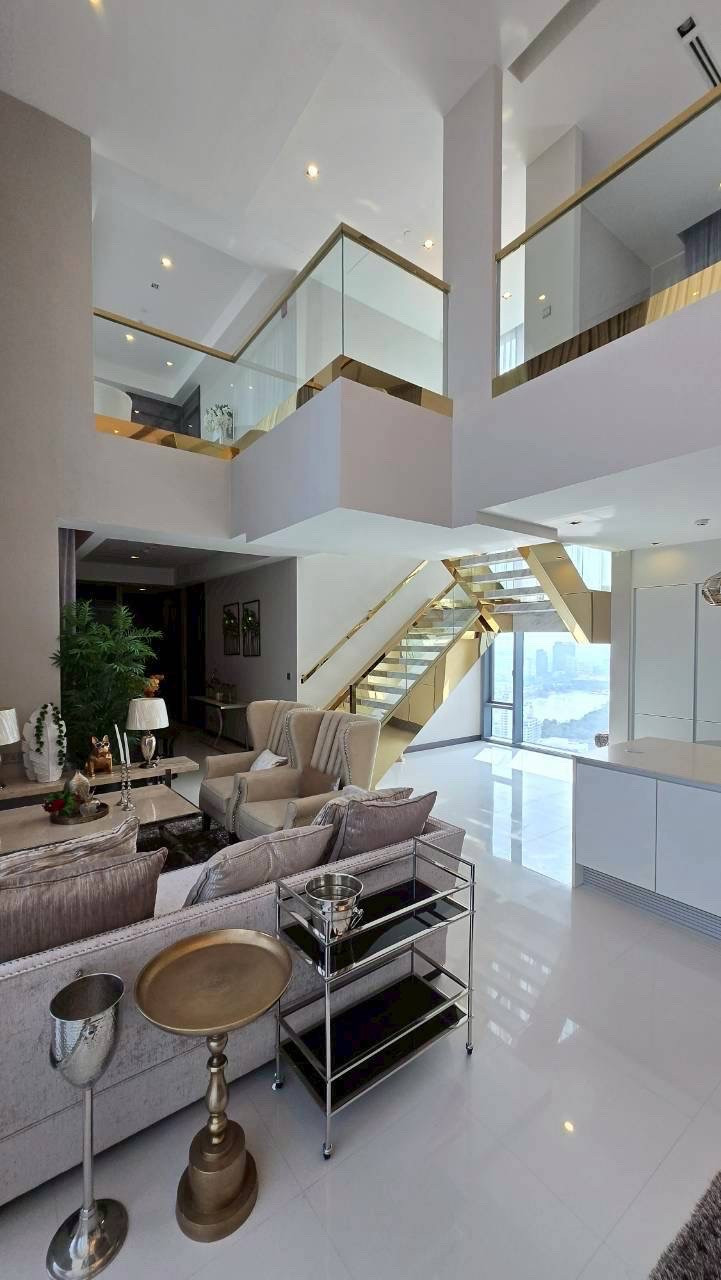 RENT: MODERN 4 BEDROOMS DUPLEX PENTHOUSE RENT: MODERN 4 BEDROOMS DUPLEX PENTHOUSE