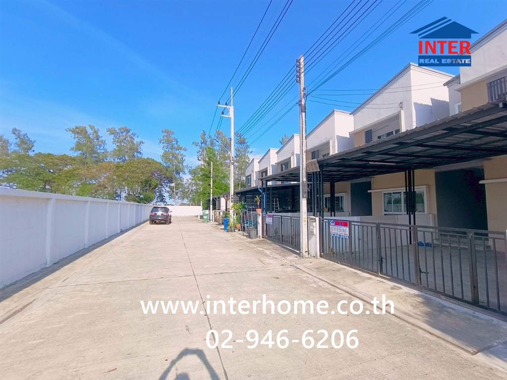 Townhouse, 2 floors, 28.8 sq m, We Alive Village, Lam Luk Ka Khlong 7, Thetsaban Lam Luk Ka Road 3, Lam Luk Ka Road, Rangsit-Nakhon Nayok Road, Lam Luk Ka, Pathum Thani. Townhouse, 2 floors, 28.8 sq m, We Alive Village, Lam Luk Ka Khlong 7, Thetsaban Lam Luk Ka Road 3, Lam Luk Ka Road, Rangsit-Nakhon Nayok Road, Lam Luk Ka, Pathum Thani.