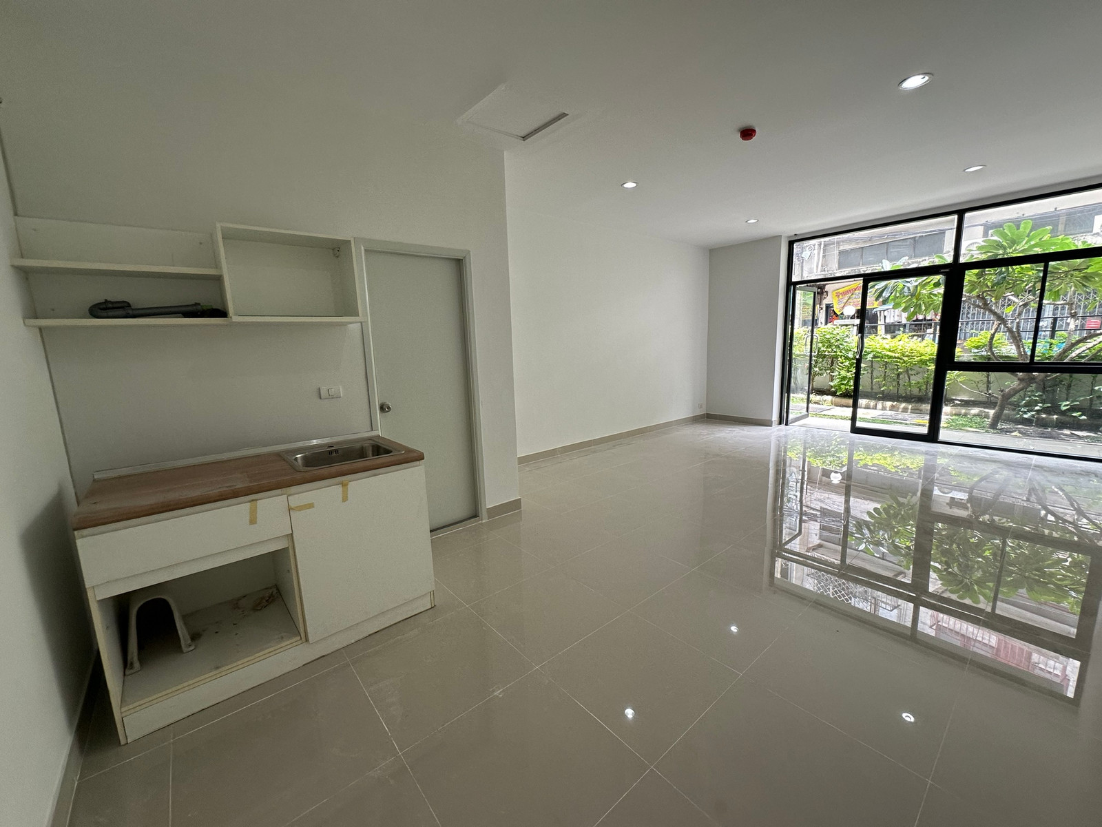 ขายร้านค้าใต้คอนโด YOU2 CONDO พหลโยธิน 34 – รูปที่ 2