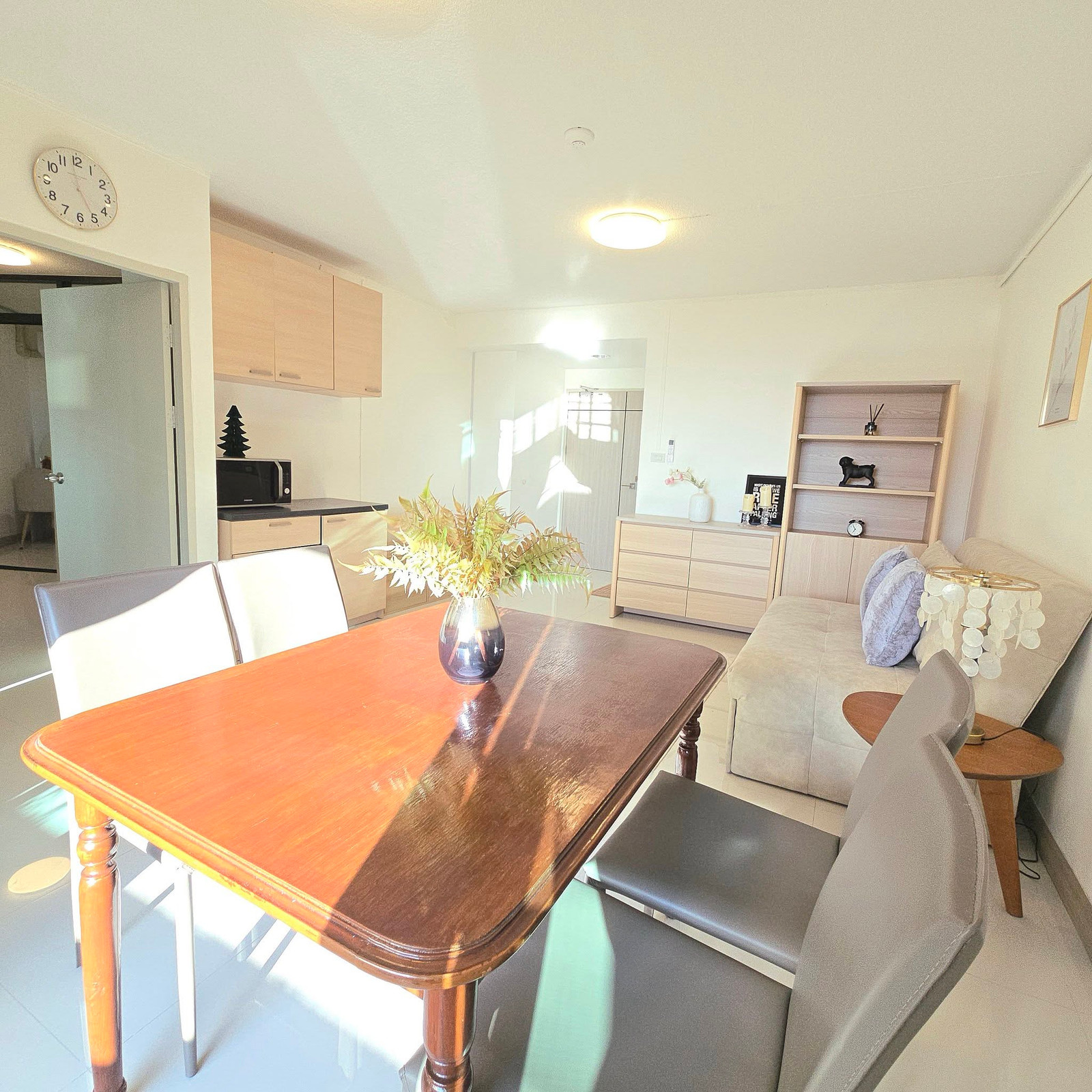 𝟳𝟬𝘀𝗾.𝗺 𝙋𝙎𝙏 𝘾𝙤𝙣𝙙𝙤 𝙏𝙤𝙬𝙚𝙧1 1 Bedroom, 2 Bathrooms 10th floor