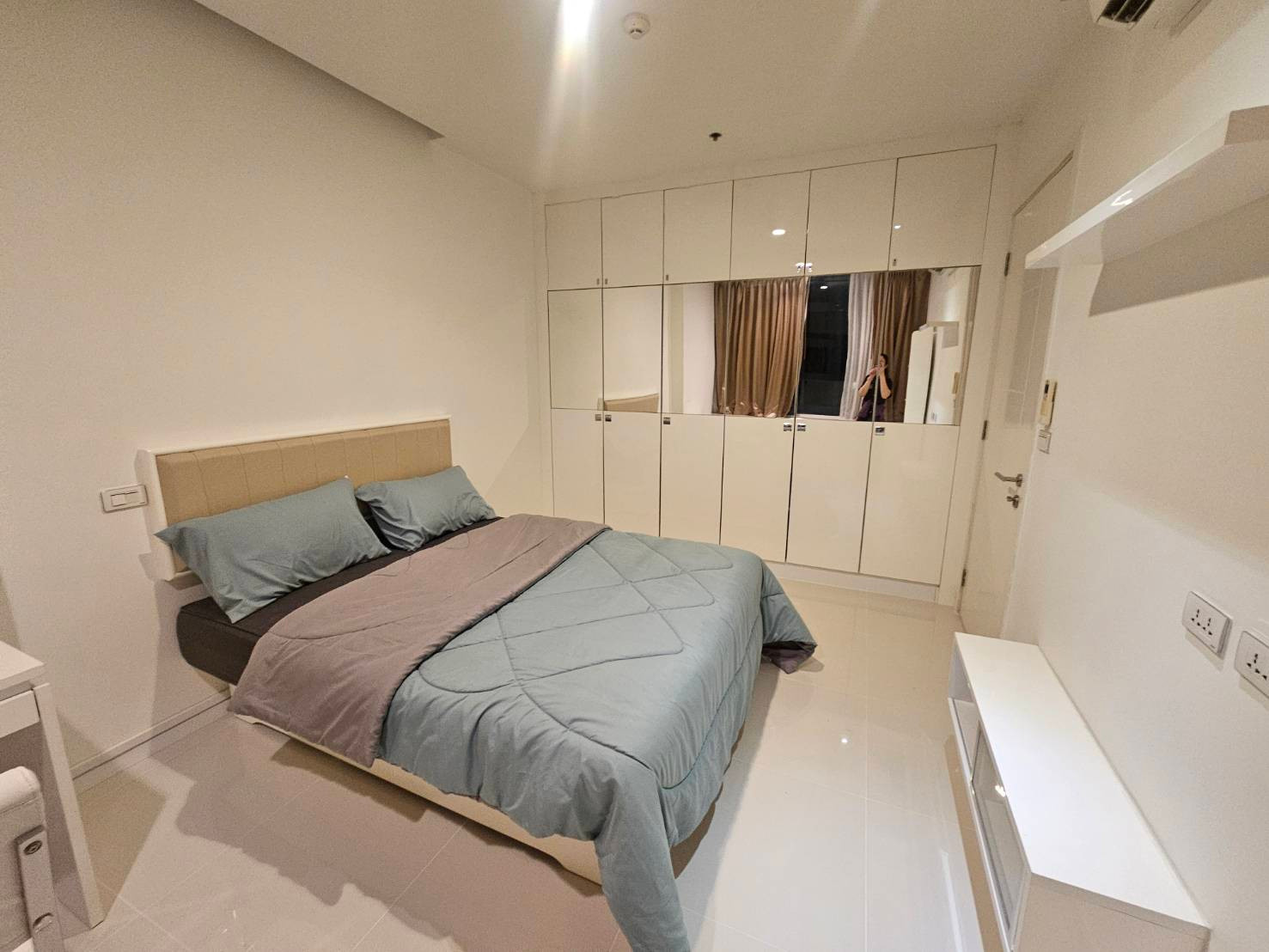New sofa, new paint, room for rent, 1 bedroom, 1 bathroom, TC Green Rama 9 | TC Green Rama9 New sofa, new paint, room for rent, 1 bedroom, 1 bathroom, TC Green Rama 9 | TC Green Rama9