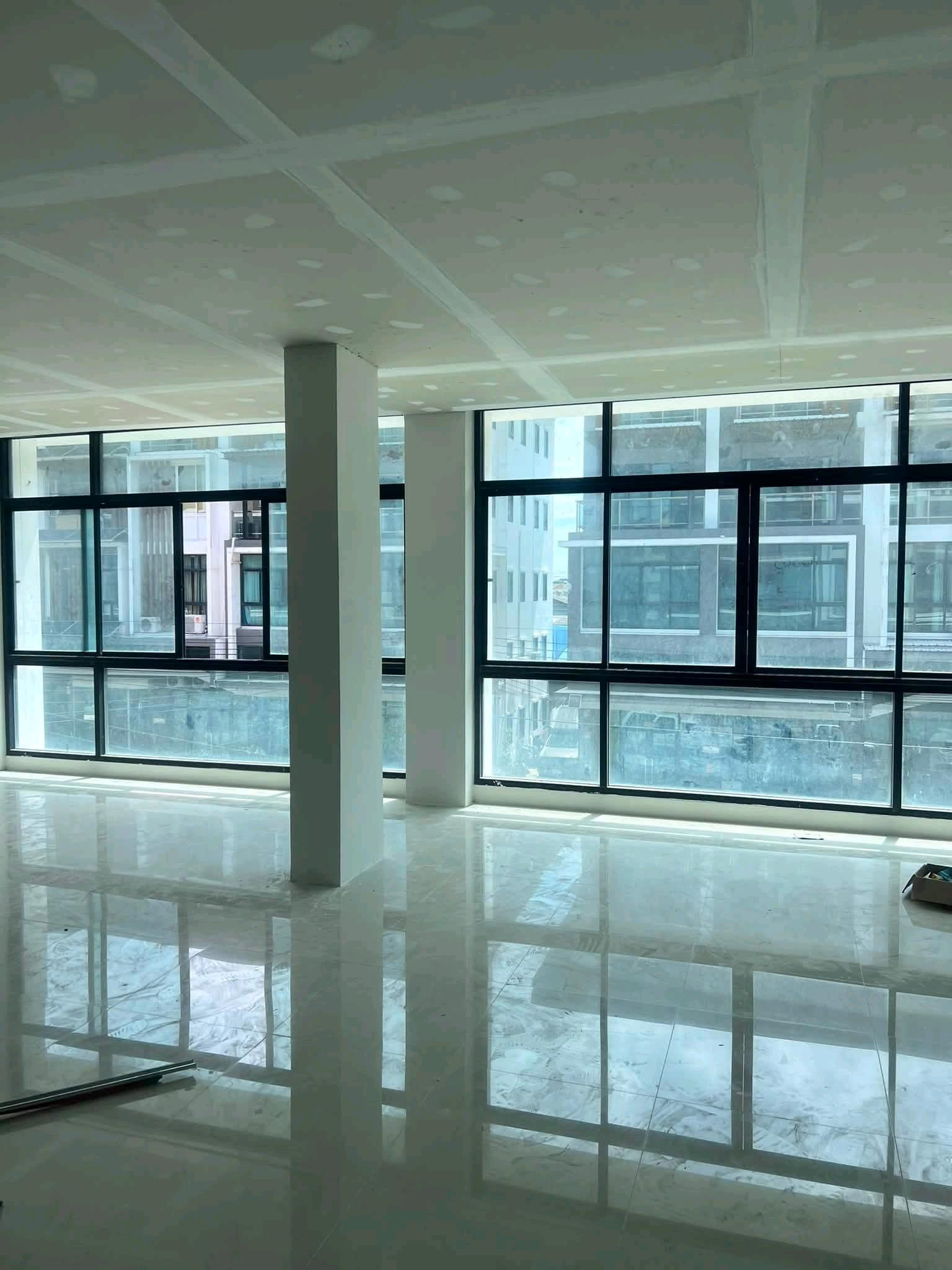 Home office for rent, 1 unit, 5 floors, 3 bathrooms, location next to the main road, Ekkachai Road, Bang Bon.