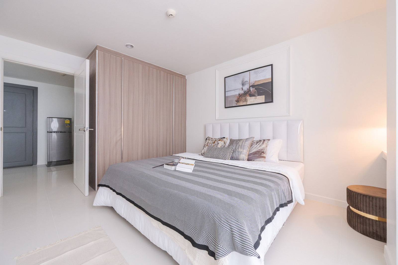 For sale: Element Srinakarin (Element Srinakarin) 2 bedrooms, 2.49 million only. For sale: Element Srinakarin (Element Srinakarin) 2 bedrooms, 2.49 million only.