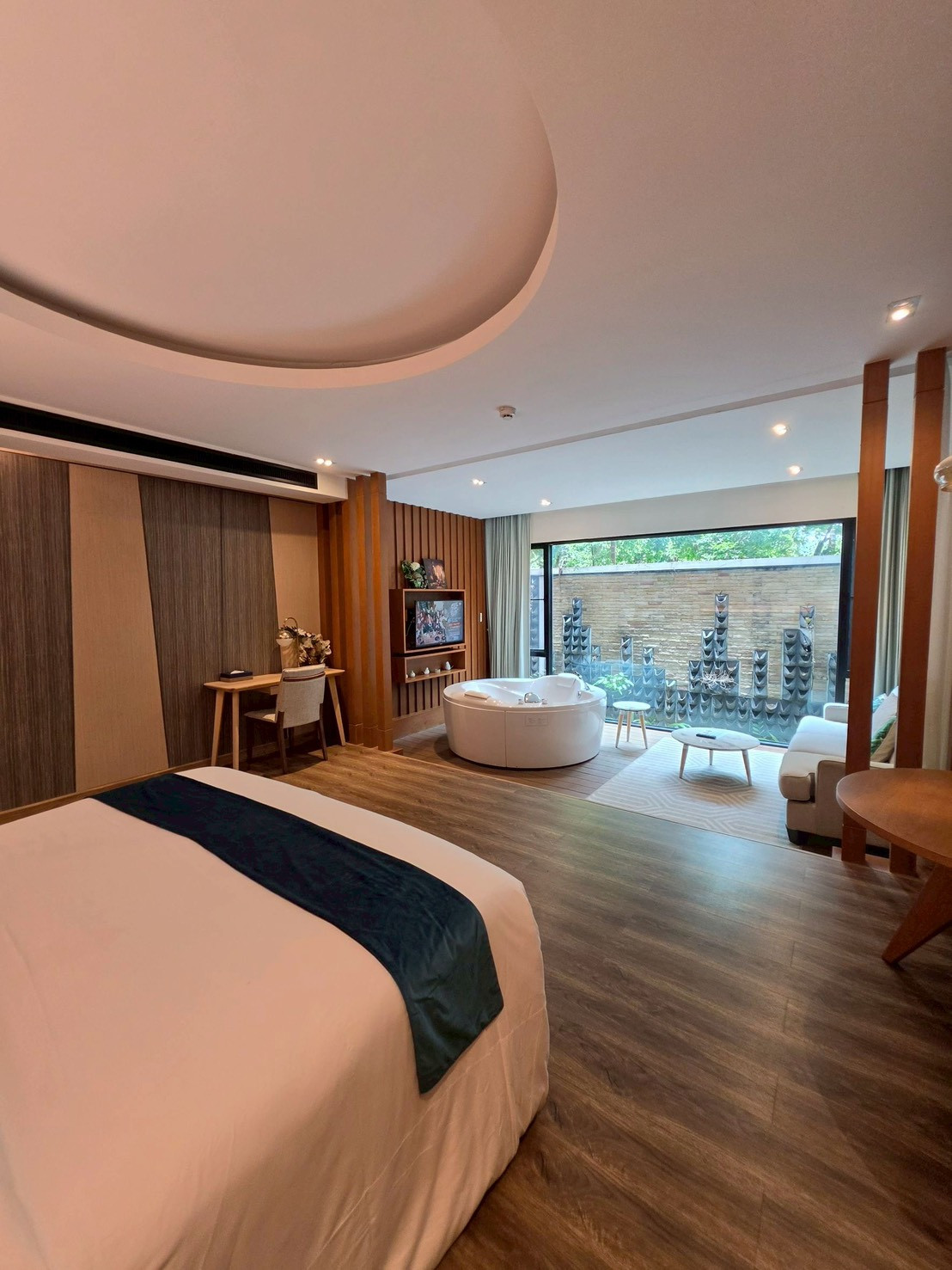 ให้เช่า/ขาย คอนโด โคลวิว (Pool Suite Chiang Mai) ใกล้เมืองเชียงใหม่ เฟอร์นิเจอร์ครบ – รูปที่ 3