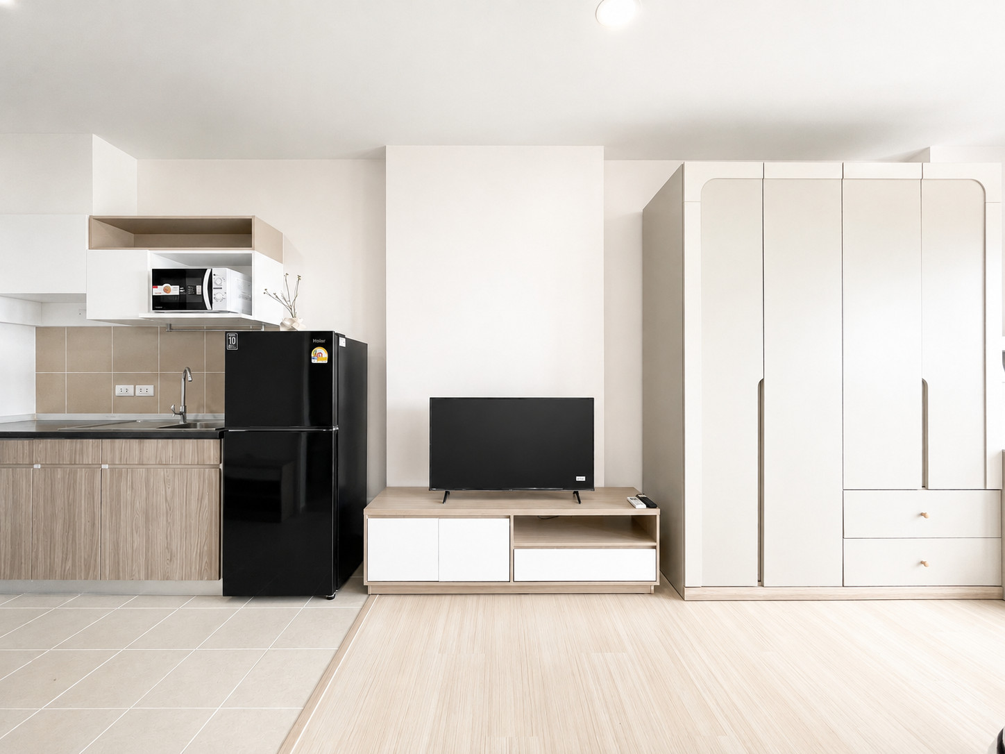 Condo for rent Supalai Veranda Sukhumvit 117 • 28.79 sq m. • Studio • Only 9,000 baht/month Condo for rent Supalai Veranda Sukhumvit 117 • 28.79 sq m. • Studio • Only 9,000 baht/month