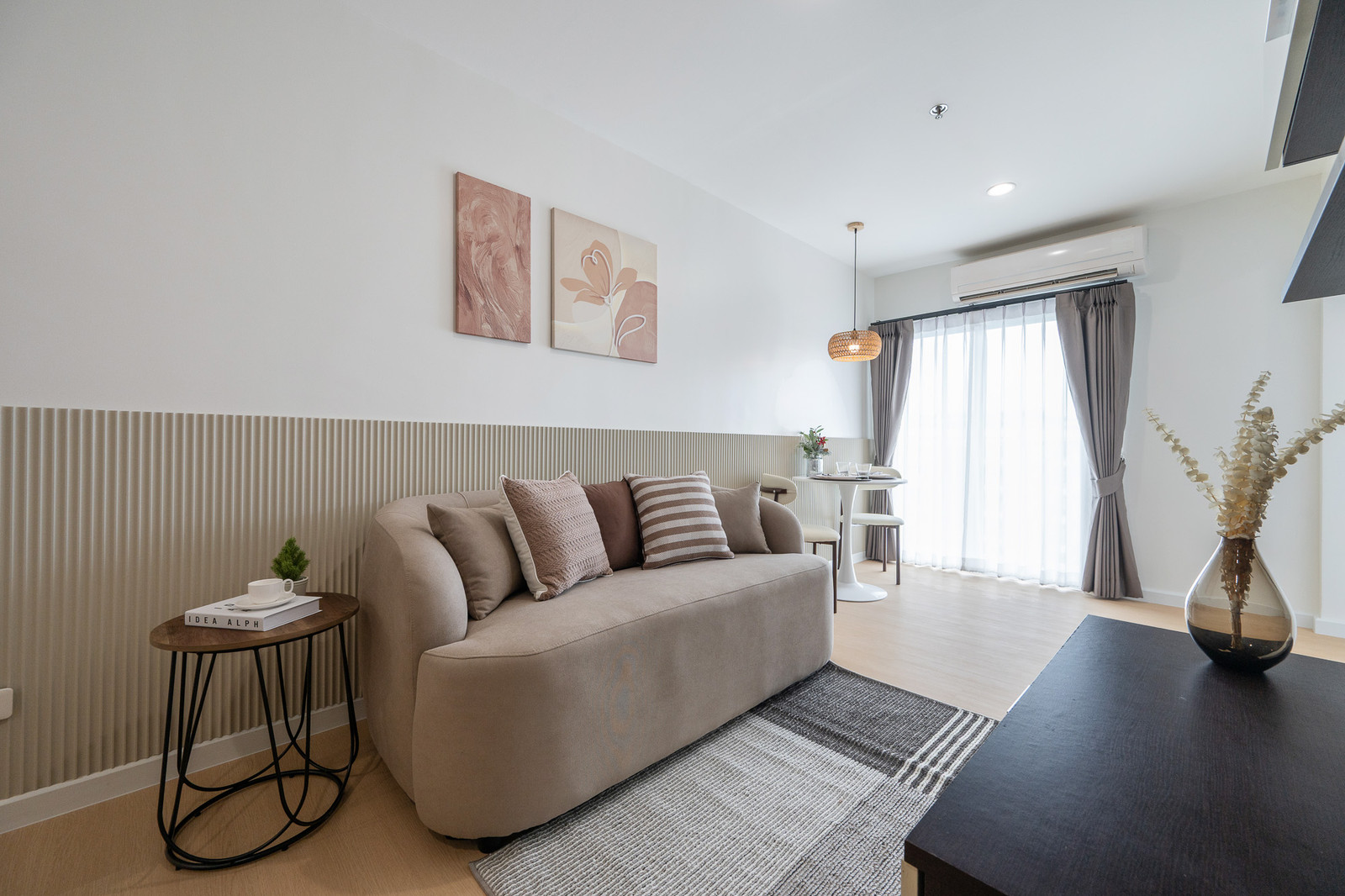 Good price, big room, newly decorated.