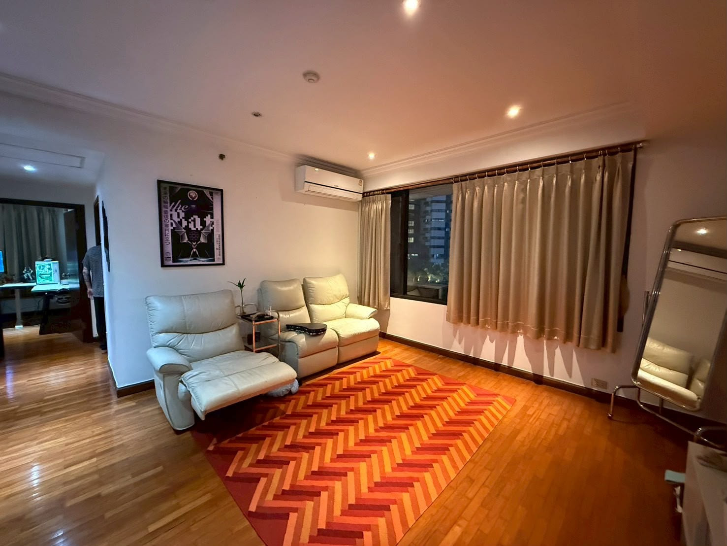 For Rent 2 BEDS 45K @Sala Daeng For Rent 2 BEDS 45K @Sala Daeng