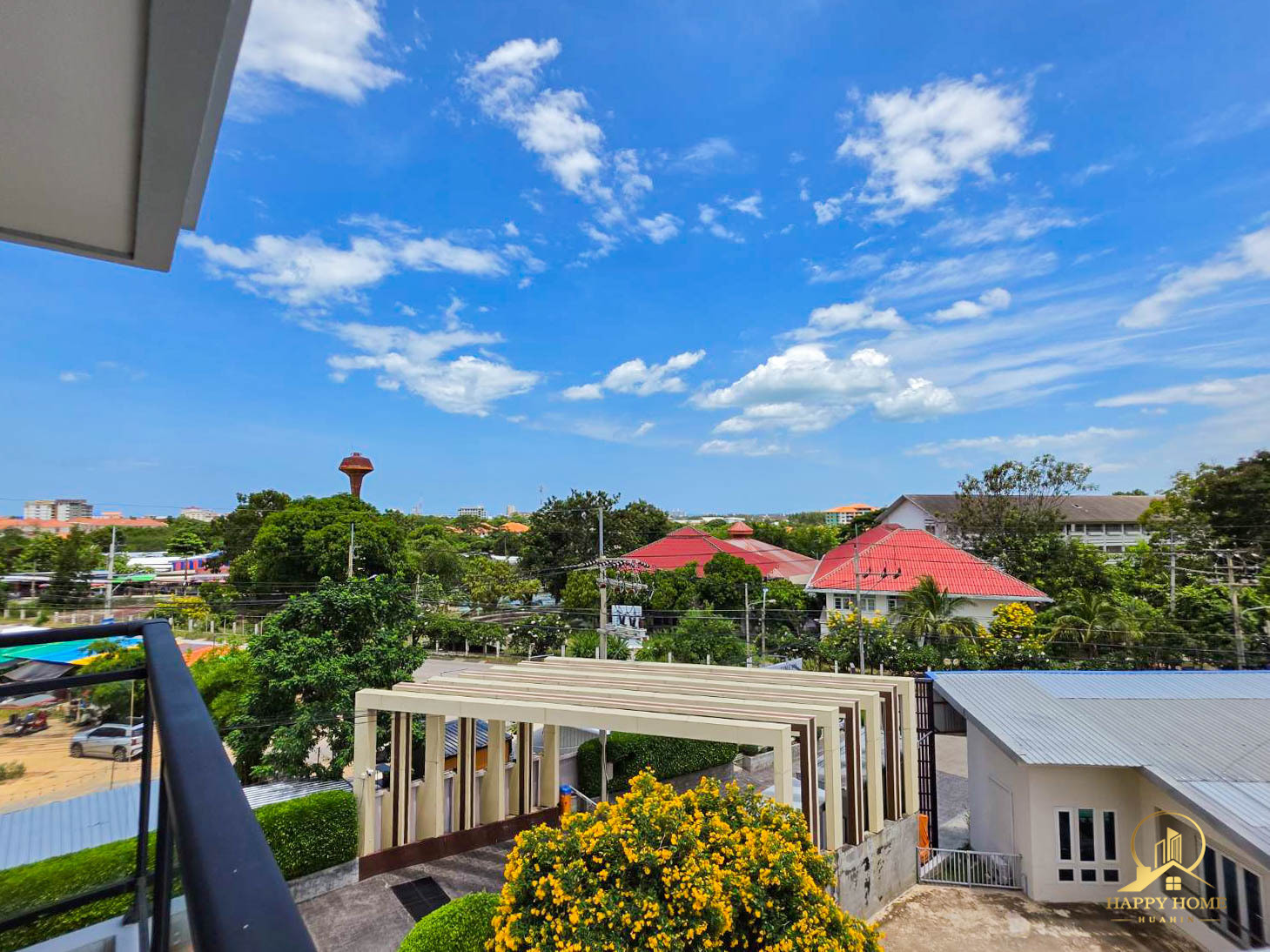 ขายด่วน The 88 Condo Hua Hin – ตอนนี้เพียง 4.5 ล้านบาท – รูปที่ 3