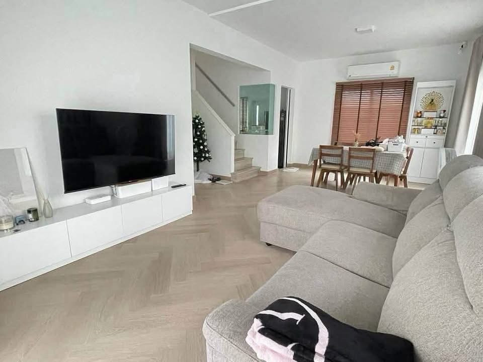出租/出售独栋别墅 Villaggio 2 Srinakarin-Bangna 
