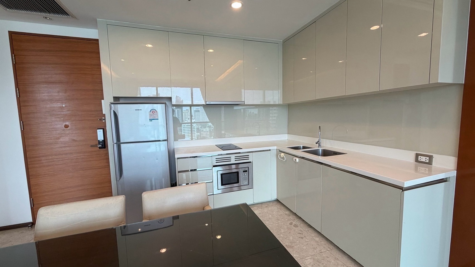 for Rent : The Address sukhumvit 28 2bed2bath ห้องสวย พร้อมอยู่รีบโทรเลย 095-3905490 – รูปที่ 2