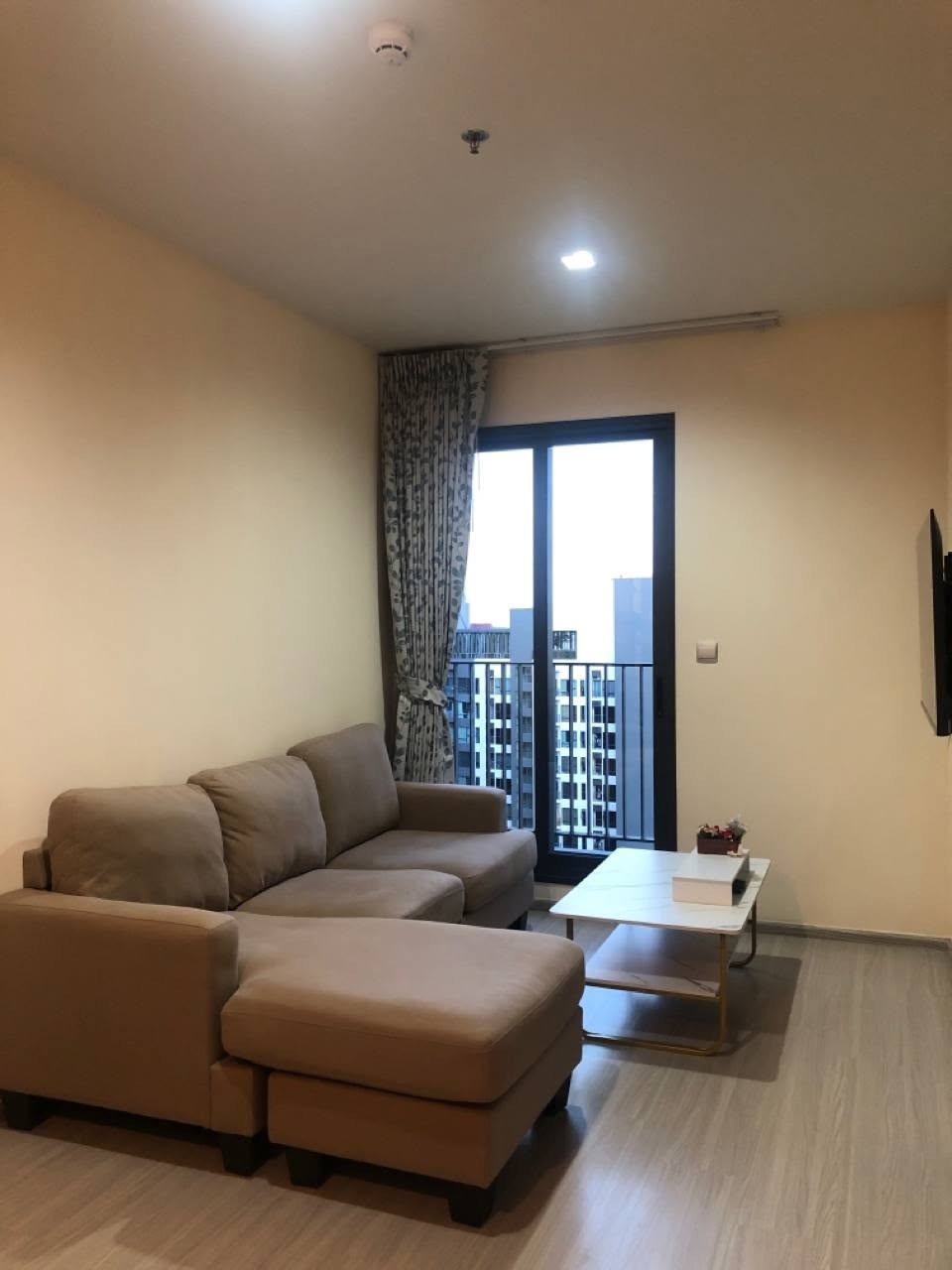 FOR  RENT📍 Life Asoke Hype (38th Floor | 48 SQ.M. | 2 Bed | 1 Bath) ปล่อยเช่าเพียง ฿ 29,000/ 12 เดือน (1-year preferred, 6-month negotiable)
