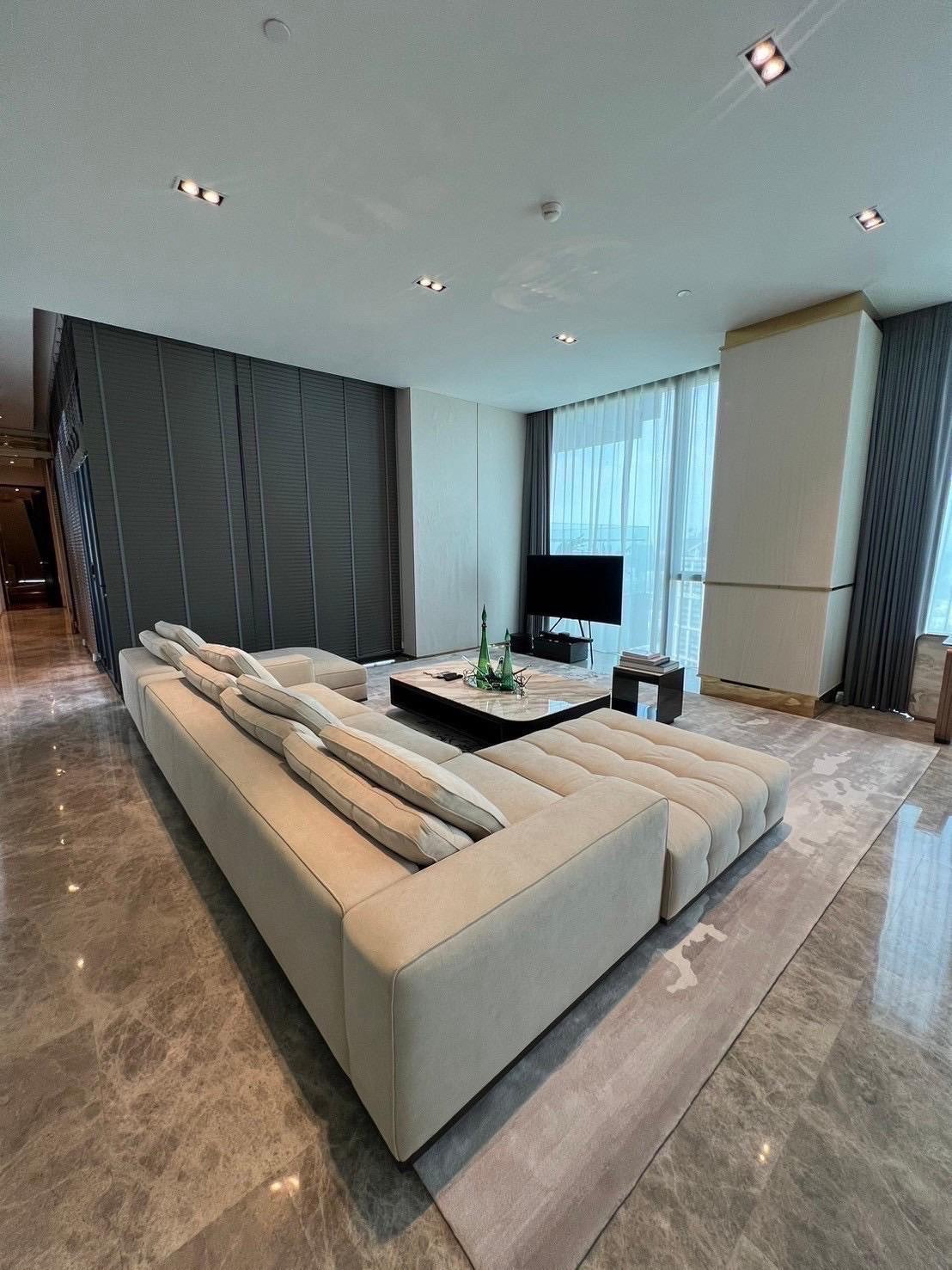RENT : PRIVATE POOL • PRIVATE SANCTUARY • PRIVATE LIFESTYLE PENTHOUSE @ SUKHUMVIT 39 RENT : PRIVATE POOL • PRIVATE SANCTUARY • PRIVATE LIFESTYLE PENTHOUSE @ SUKHUMVIT 39