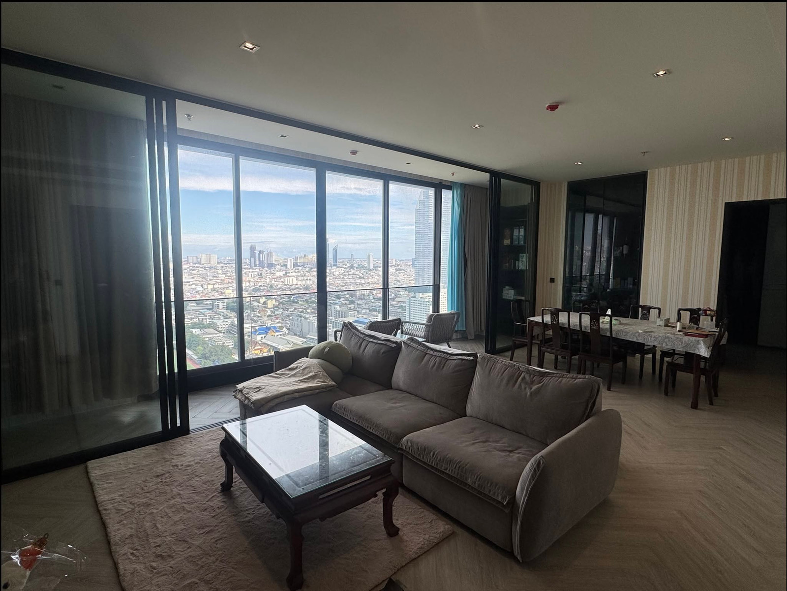 Best Price🔥For rent Chapter Charoennakhon Riverside fully furnished river view ready to move in 💗DS4182 | Line @Dstay Best Price🔥For rent Chapter Charoennakhon Riverside fully furnished river view ready to move in 💗DS4182 | Line @Dstay