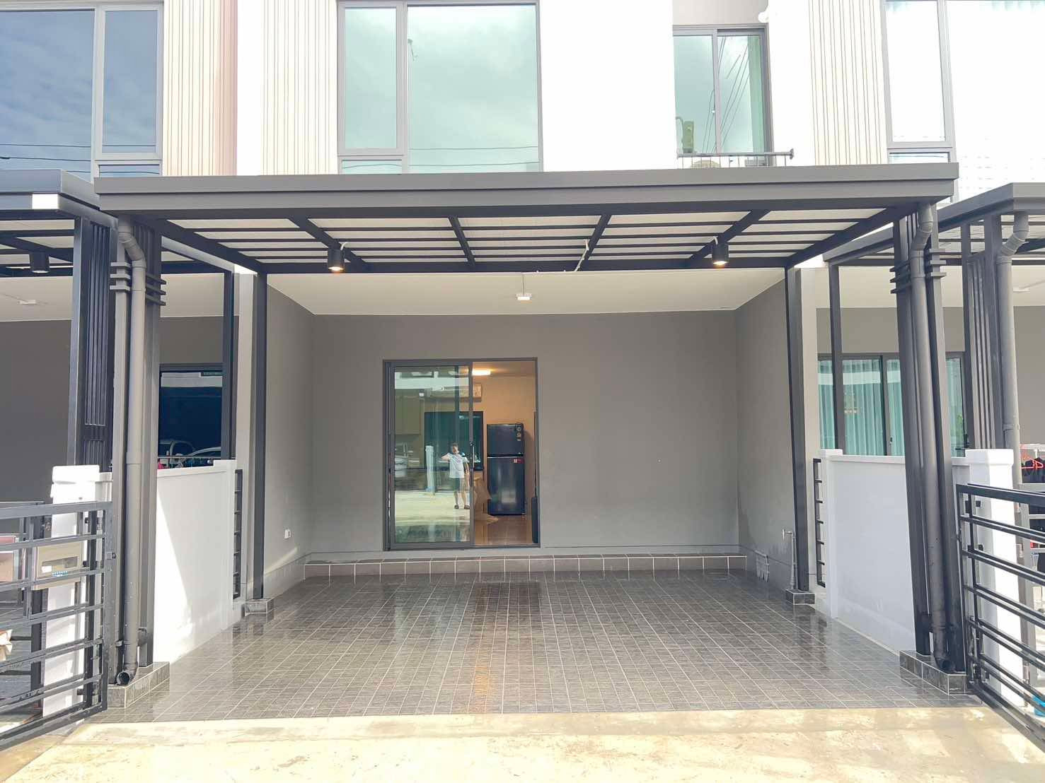 ให้เช่าทาวน์โฮม PLENO SUKHUMVIT–BANGNA 3 (18 ตร.ว.) เลี้ยงสัตว์ได้ ใกล้เมกาบางนา ให้เช่าทาวน์โฮม PLENO SUKHUMVIT–BANGNA 3 (18 ตร.ว.) เลี้ยงสัตว์ได้ ใกล้เมกาบางนา
