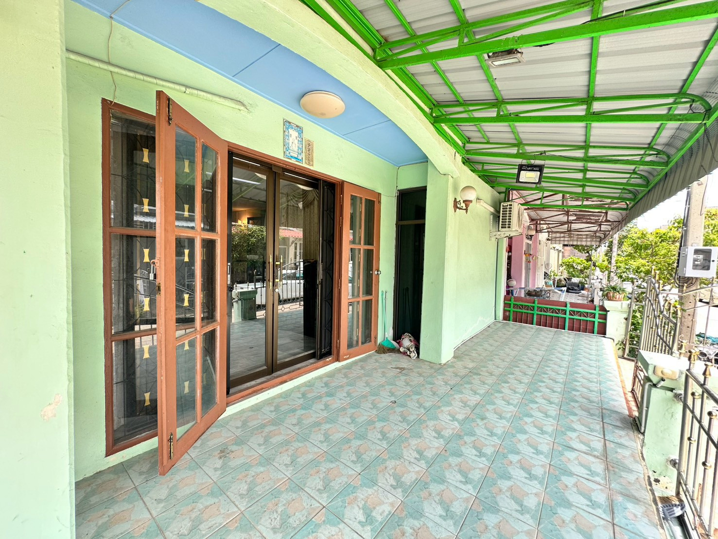 2-story townhouse for sale, size 35 sq m, Busarin Village, Thanasit, Bang Pla 2, Theparak Road. – รูปที่ 3