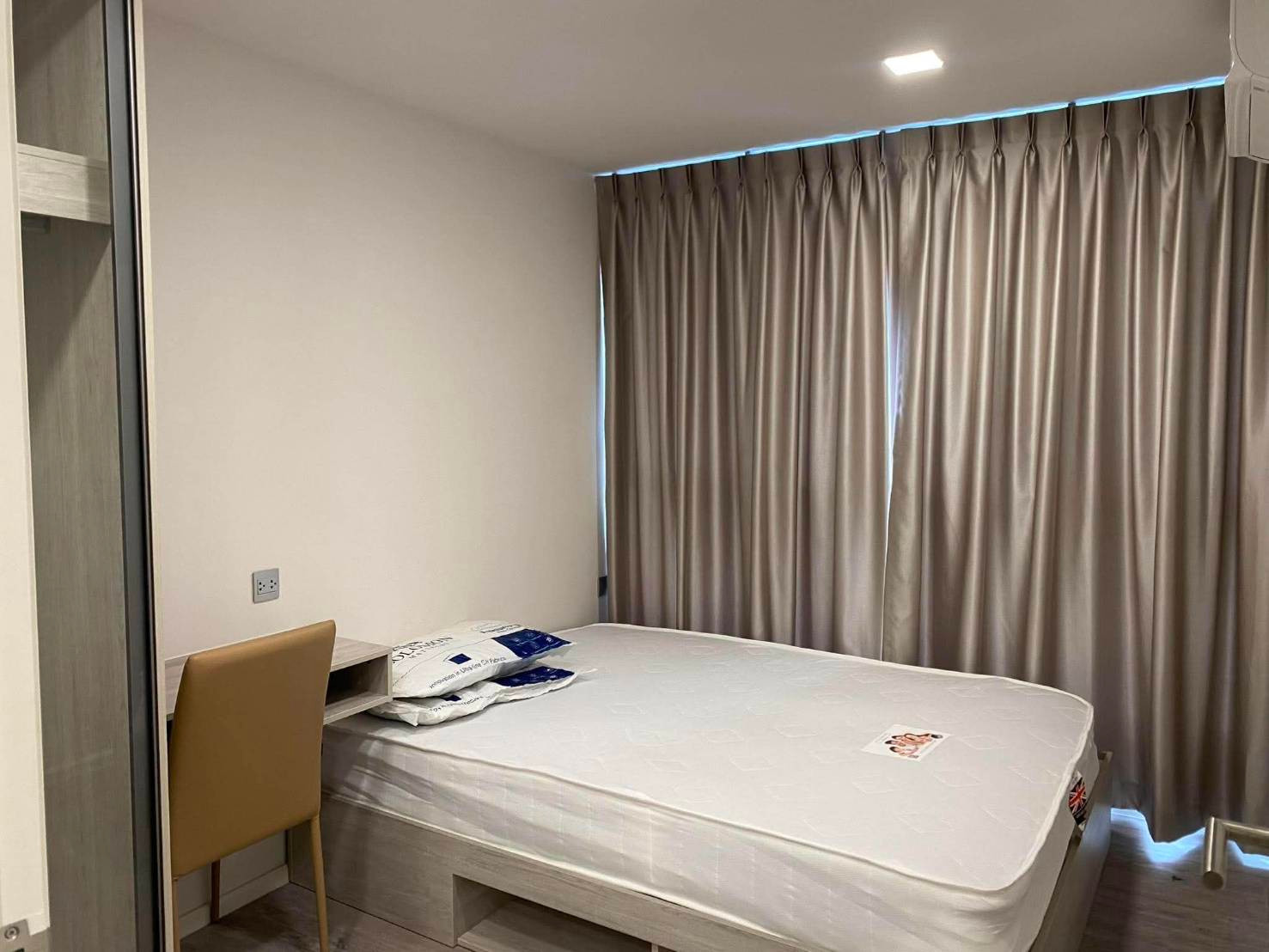 Condo for rent Atmoz Tropicana Bangna (26.26 sq m.), fully furnished, near Bangna Expressway. Condo for rent Atmoz Tropicana Bangna (26.26 sq m.), fully furnished, near Bangna Expressway.