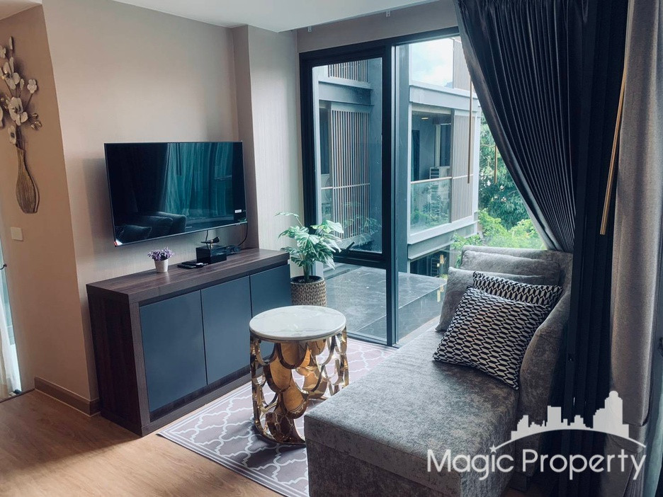 2 Bedroom For Sale in LLoyd Soonvijai-Thonglor Condominium, Phetchaburi Road, Bang Kapi, Huai Khwang, Bangkok 2 Bedroom For Sale in LLoyd Soonvijai-Thonglor Condominium, Phetchaburi Road, Bang Kapi, Huai Khwang, Bangkok