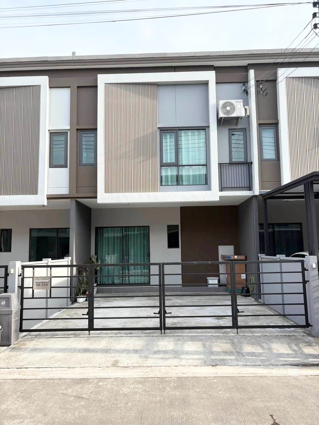 ให้เช่า Grande Pleno พหลฯ-วิภาวดี ให้เช่า Grande Pleno พหลฯ-วิภาวดี