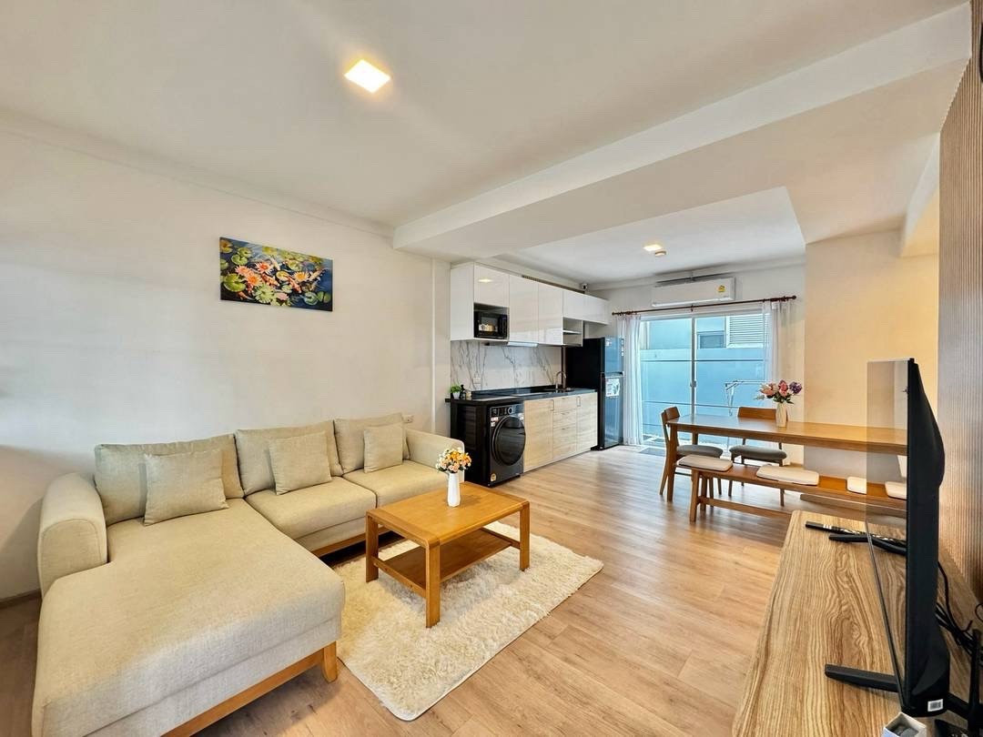 💥ForRent💥Indy2 Bangna-Ramkhamhang2 🏡 Near Mega Bangna, Dulwich 🚩 Ready to move in 🌟 Fully Furnished 🏠 Awning the front