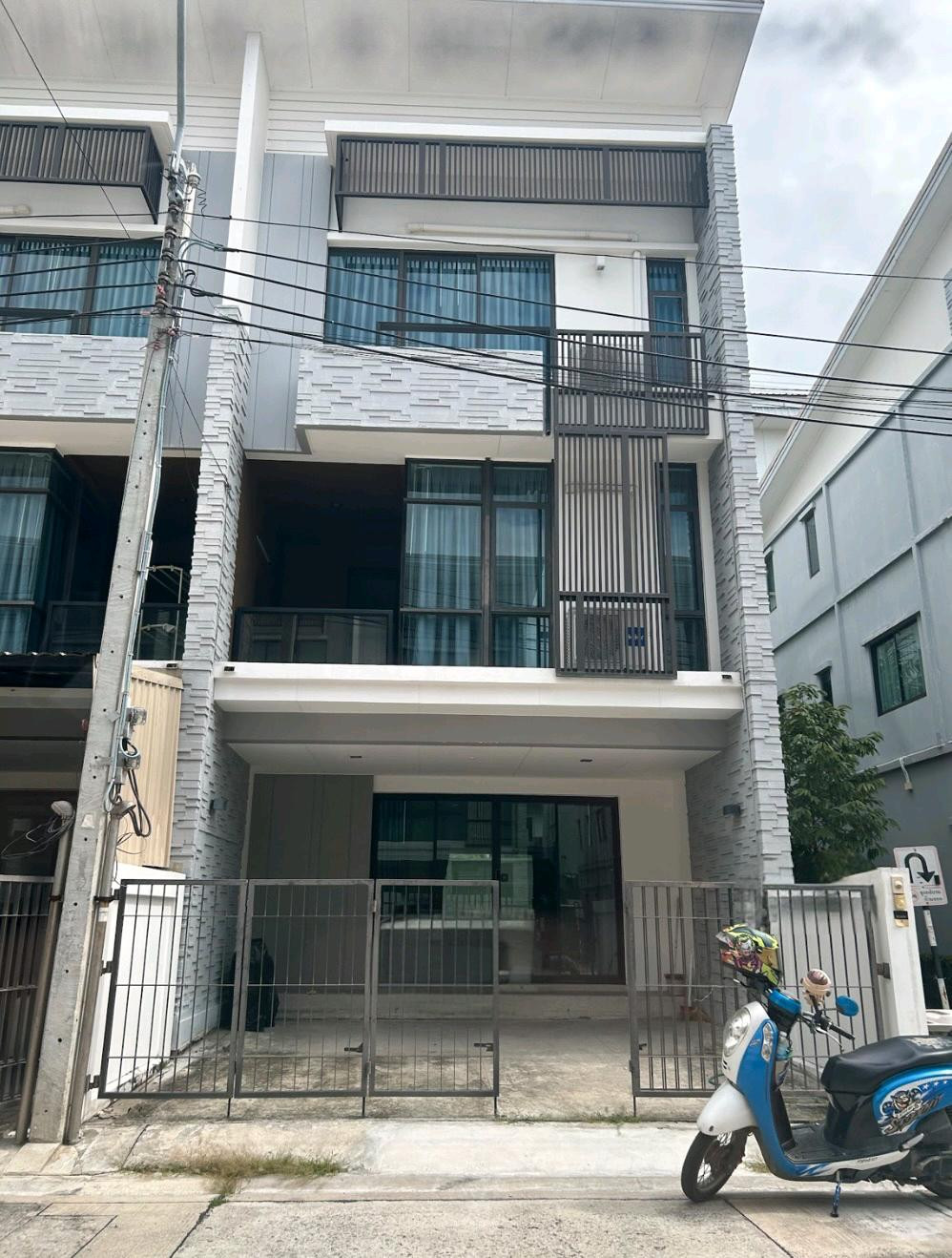 ✅FOR RENT✅Plex Bangna #CornerHouse 🔥 HOT DEAL ✅FOR RENT✅Plex Bangna #CornerHouse 🔥 HOT DEAL