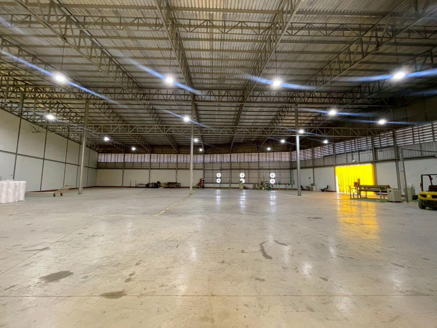 Factory and warehouse for sale Factory and warehouse for sale