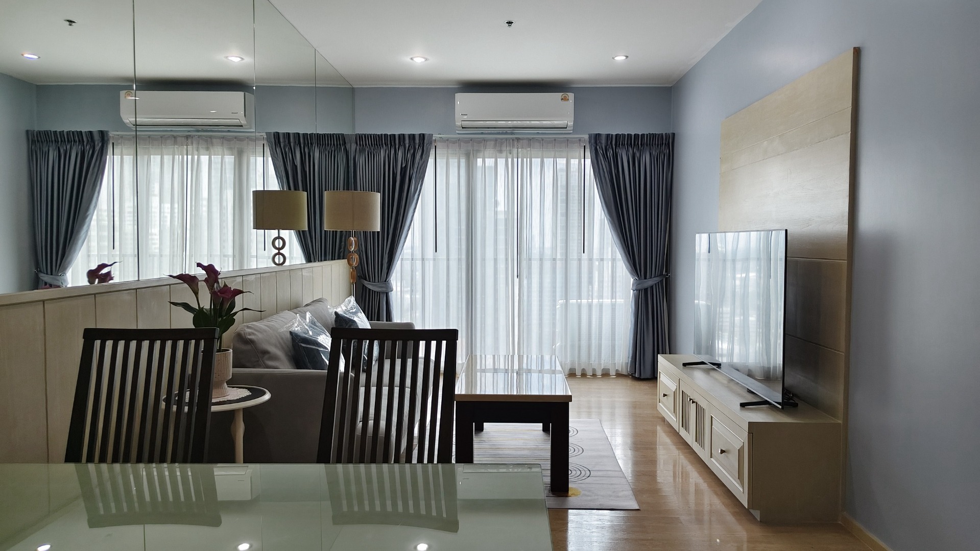🏢 Spacious 1-Bedroom Condo for Rent (53 sq.m.) | 24th Floor | High-rise View | Prime Sukhumvit Location – รูปที่ 3