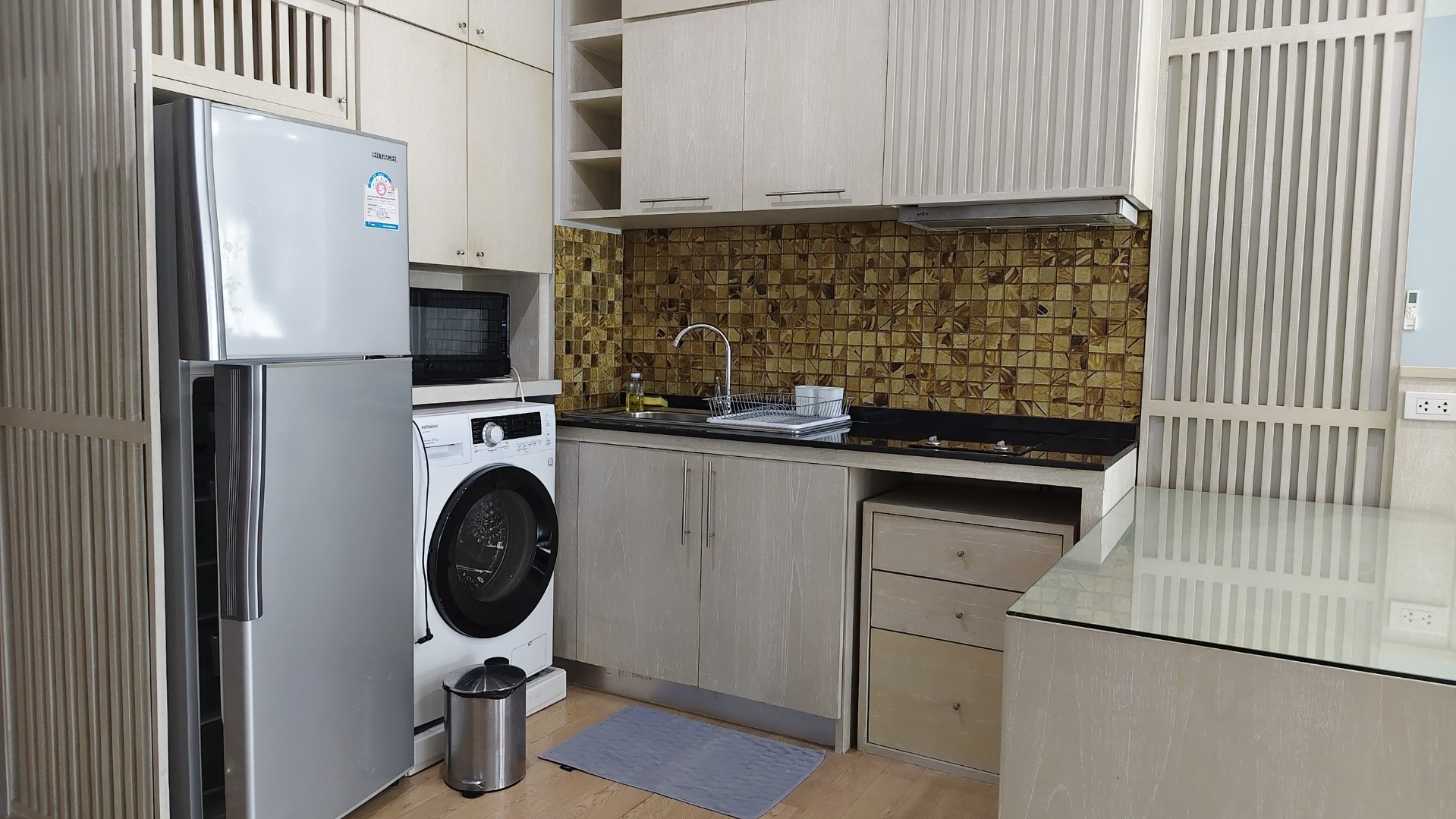 🏢 Spacious 1-Bedroom Condo for Rent (53 sq.m.) | 24th Floor | High-rise View | Prime Sukhumvit Location – รูปที่ 2