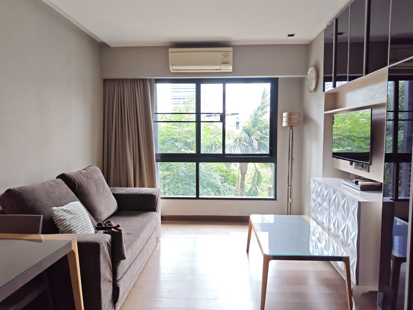 [Agent Post] ✨ Spacious room! Thonglor location! | Tidy Thonglor | 1 Bedroom 41 sq m. | 3rd floor | 20,000 baht/month