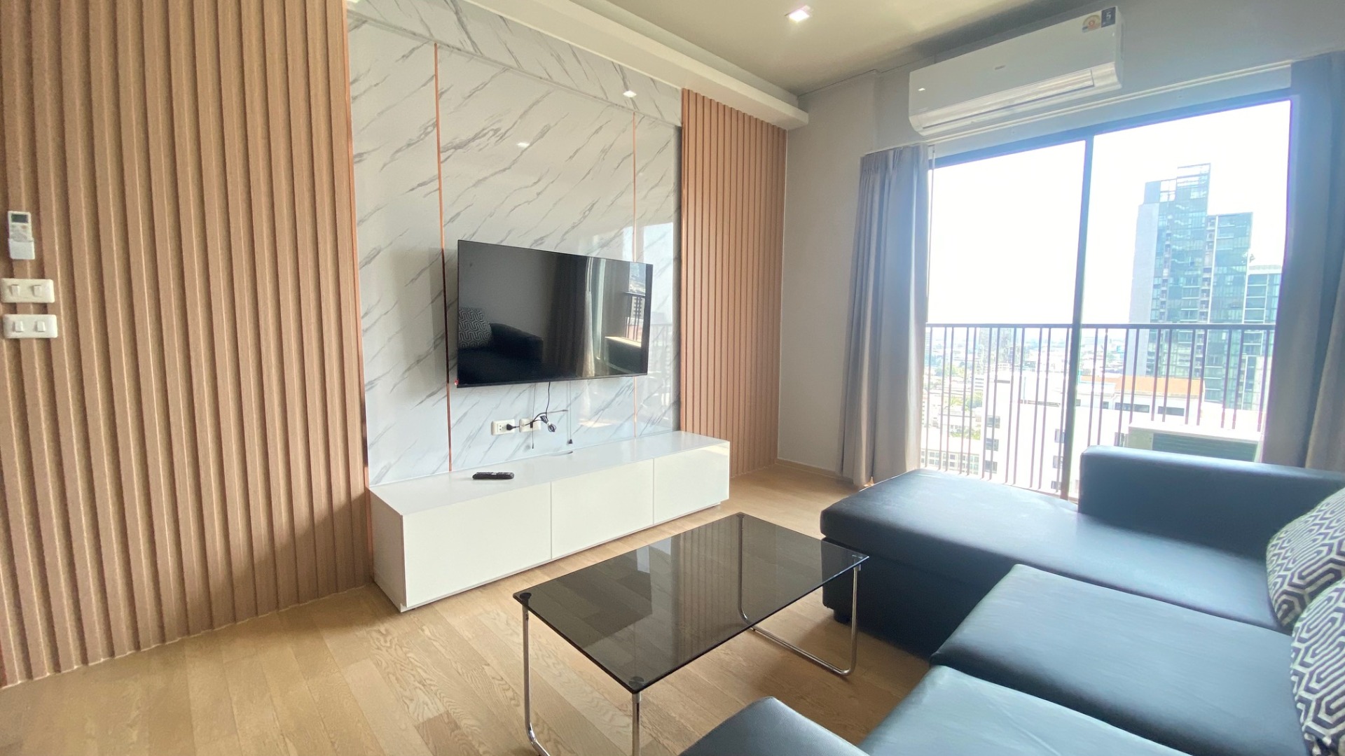 [Agent Post] ✨ ห้องใหญ่! ทำเลพร้อมพงษ์! | Noble Refine | 1 Bedroom 50 ตร.ม. | ชั้น 22 | 35,000 บาท/เดือน – รูปที่ 2