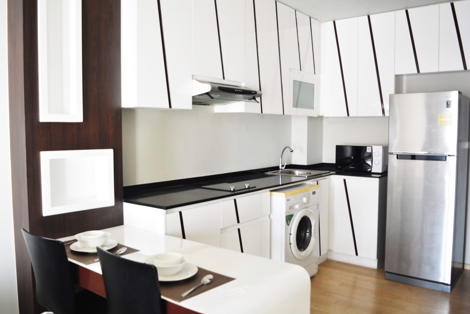 ✨[Agent Post] 🏙️ Spacious Room! High Floor View! | Noble Refine | 1 Bedroom, 51 sq.m. | 22nd Floor | 35,000 THB/month