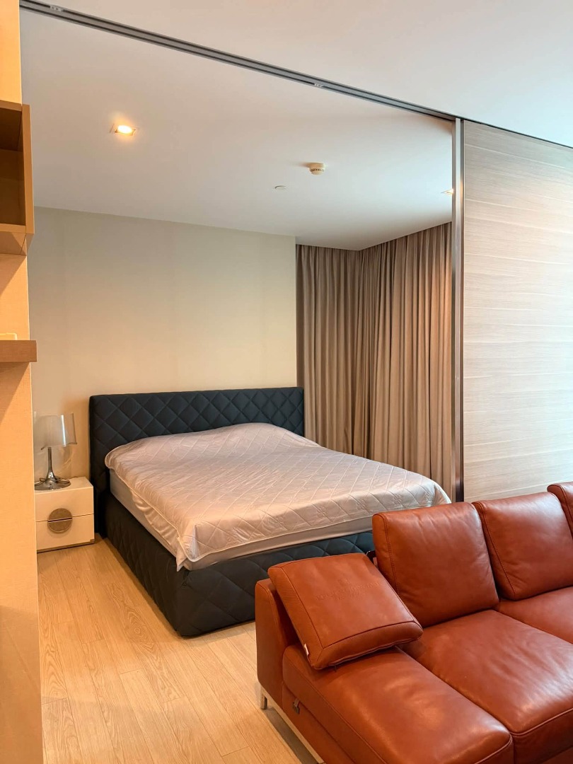 [Agent Post] ✨ Corner unit! In the heart of Asoke! | The Room Sukhumvit 21 | 1 Bedroom | 52 sq.m. | 18th Floor