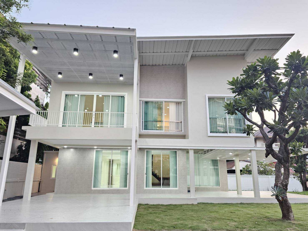 ขาย บ้านเดี่ยว 2 ชั้น เมืองทองธานี โครงการ 2 พร้อมที่ดินเปล่า กว้างขวาง 360 ตรม 3 งาน 10 ตรว ขาย บ้านเดี่ยว 2 ชั้น เมืองทองธานี โครงการ 2 พร้อมที่ดินเปล่า กว้างขวาง 360 ตรม 3 งาน 10 ตรว