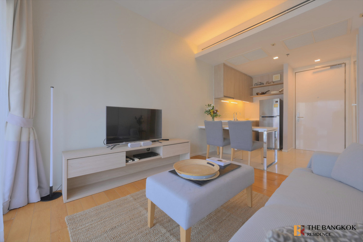 🔥 EXCLUSIVE DEAL | Circle Living Prototype | 1 Bed 48 SQ.M. | 5.99 MB | FREE TRANSFER! by Cherlyn 🔥 EXCLUSIVE DEAL | Circle Living Prototype | 1 Bed 48 SQ.M. | 5.99 MB | FREE TRANSFER! by Cherlyn