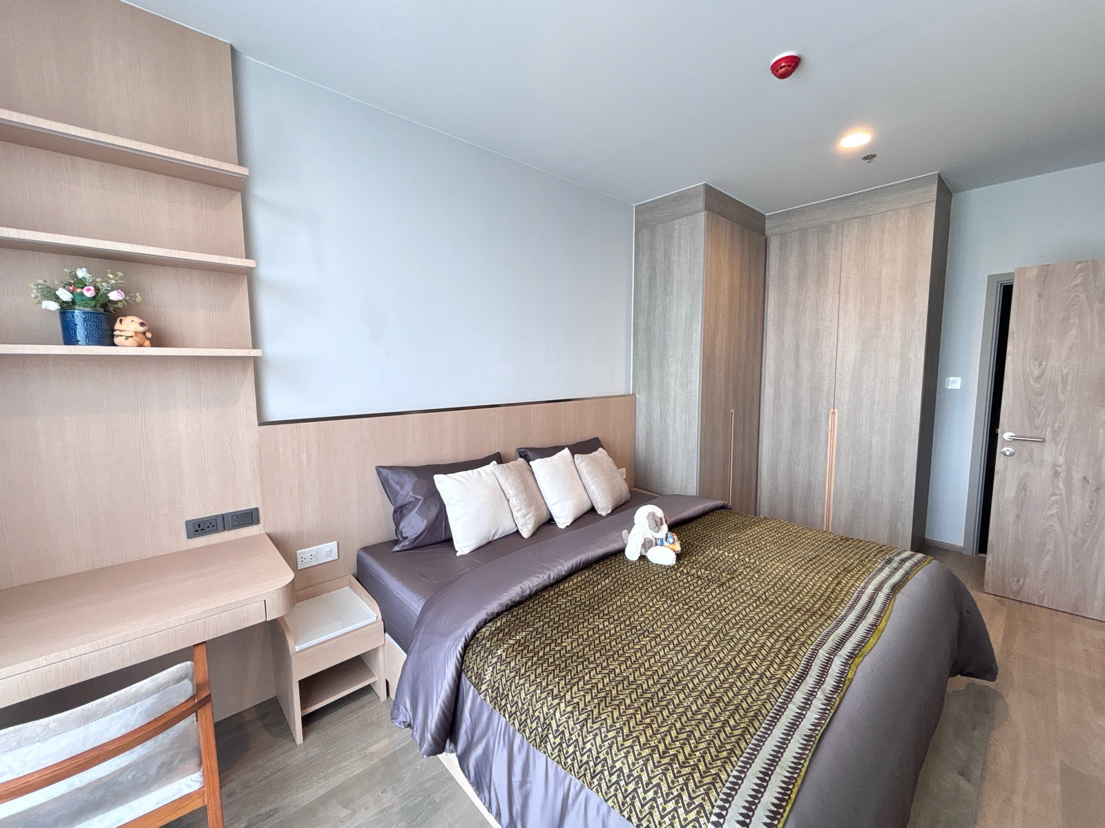 ✨ FOR RENT |  ห้องใหม่เอี่ยม ตกแต่งสวย พร้อมอยู่! 📍 ใกล้ MRT ลุมพินี เพียง 450 เมตร ใกล้ One Bangkok & สวนเบญจกิติ – รูปที่ 2