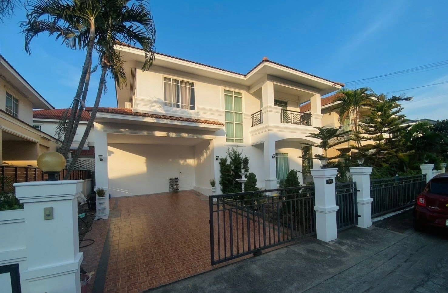 Single house for rent, Nalinville 5, near Big C Kheha Romklao, just 1 minute. Single house for rent, Nalinville 5, near Big C Kheha Romklao, just 1 minute.