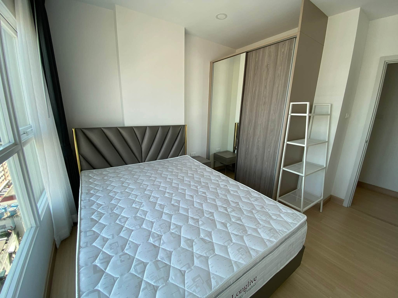 For Rent: Supalai Veranda Ramkhamhaeng Condo – Corner Unit, Near ARL Hua Mak