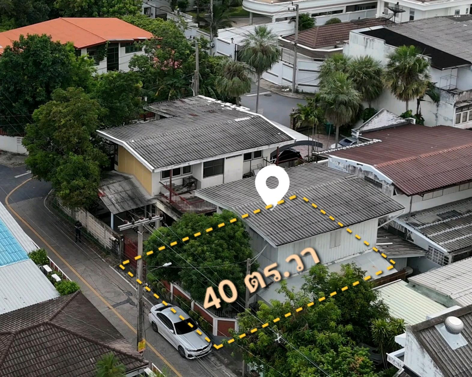 Empty land <- Lat Phrao Soi 35, Lad Soi 41 "40 sq m, good size, liquidity" [lack of cheaper than market price!!] 😍