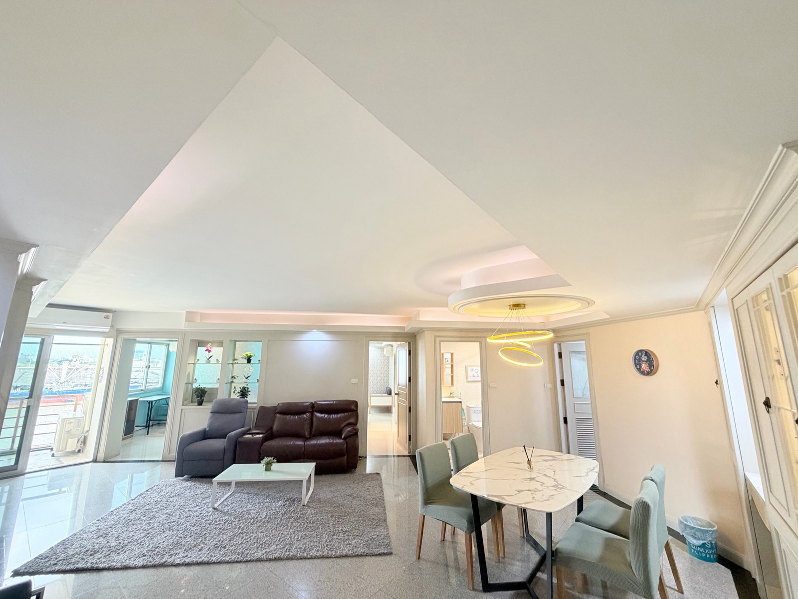 For rent: SV City Rama 3 | Building 5, 4 floors, large condo room, complete functions, suitable for both individual living and families who want a comfortable living space.