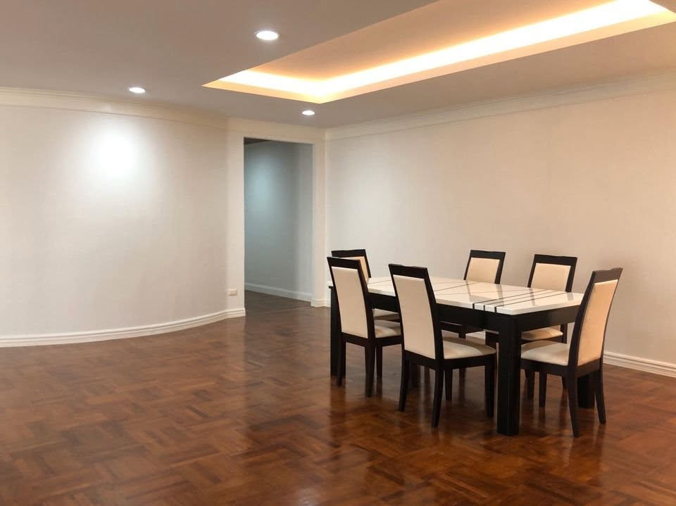 Le Premier 1 2 Bedroom/2 Bathroom 175 sqm Le Premier 1 2 Bedroom/2 Bathroom 175 sqm